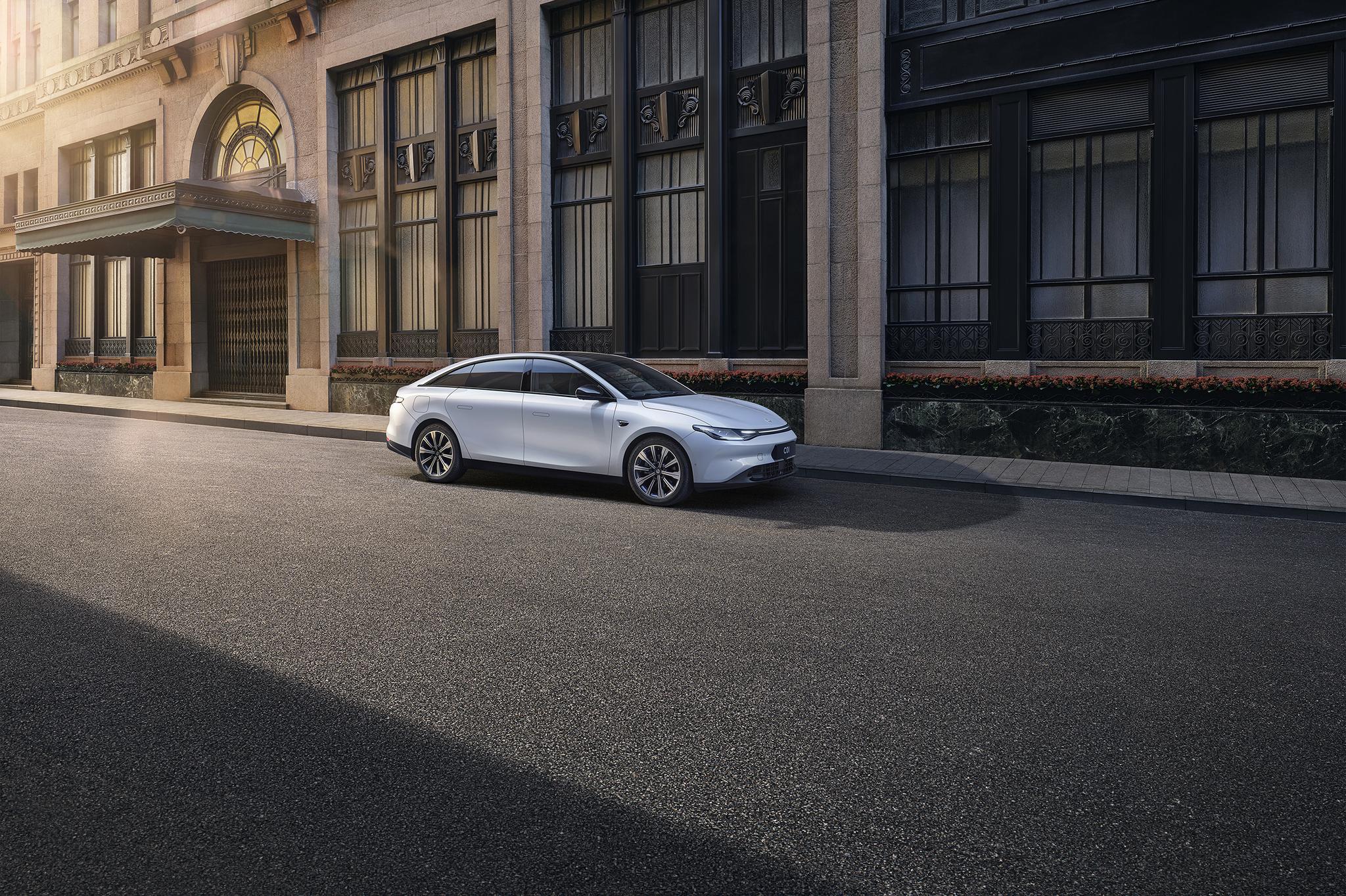 China New Energy Vehicles Lingpao C01 Electric Car Long Endurance 606 Km Version New Energy Ev Car