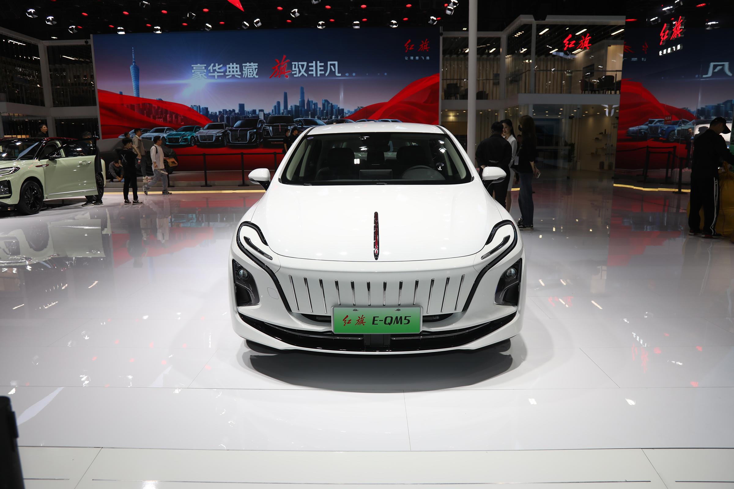 2023 2024 Hongqi E-Qm5 electric vehicles car Taxi (2023 plus) 431Km Battery Change Enjoyment 4Wheel New energy