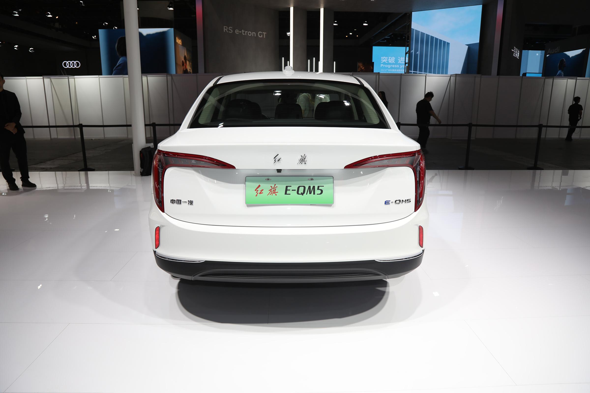 2023 2024 Hongqi E-Qm5 electric vehicles car Taxi (2023 plus) 431Km Battery Change Enjoyment 4Wheel New energy