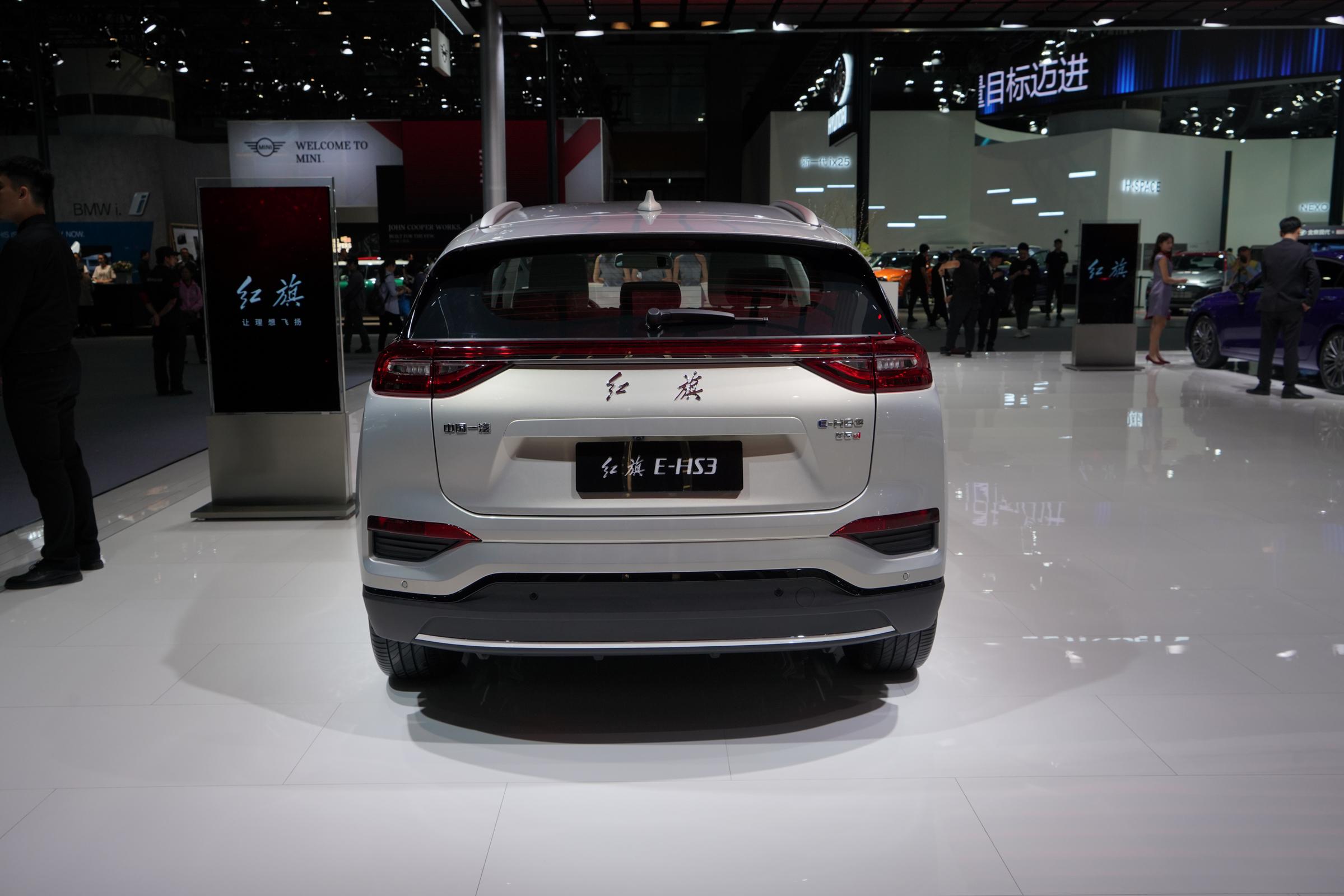  Hongqi E-Hs3 e hs3 2023 ZhilianQiyue 2 Wheel Drive Version City Use Solar Factory Price 4 Wheel Electric Car