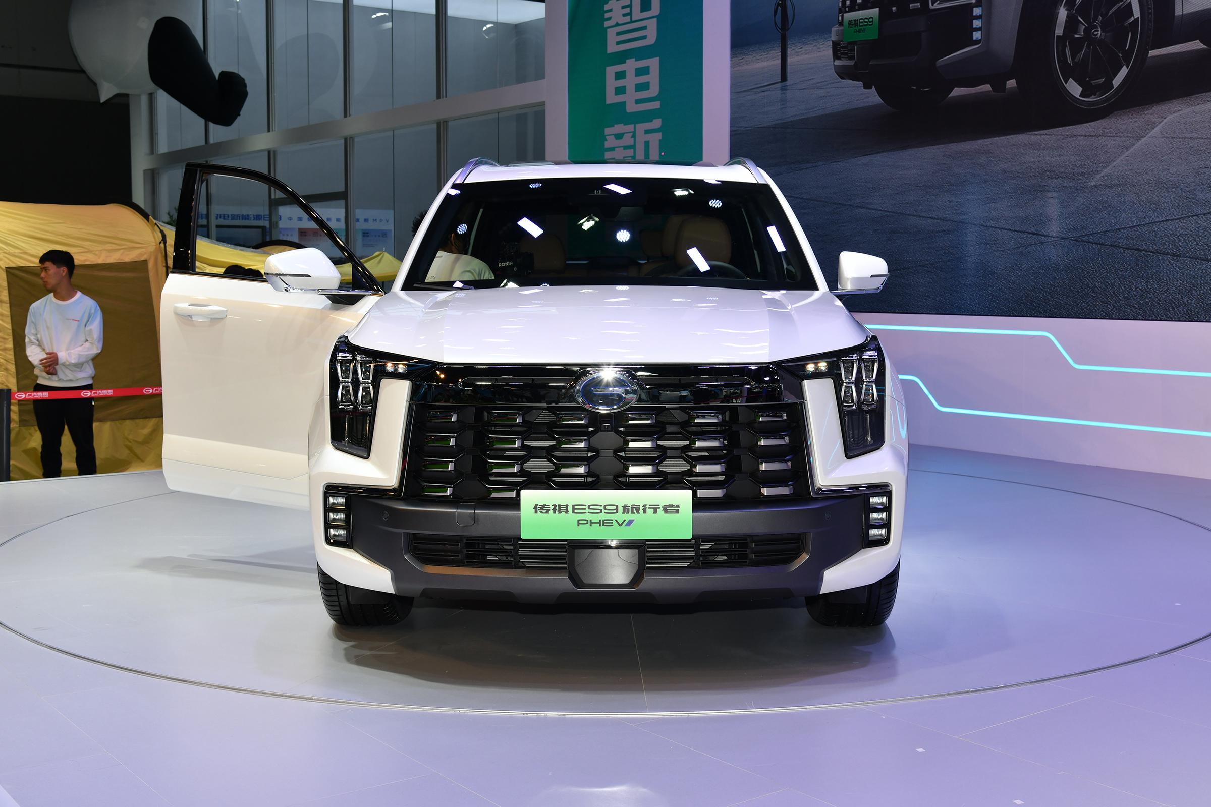 Best Selling New Energy Vehicle SUV GAC Trumpchi ES9 2023 PHEV 143KM Pro Long Range Electric Vehicle