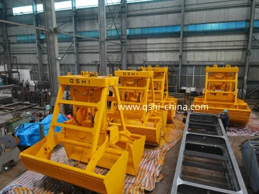 QSHI Four Units 12CBM Remote Control Grabs For Port Crane