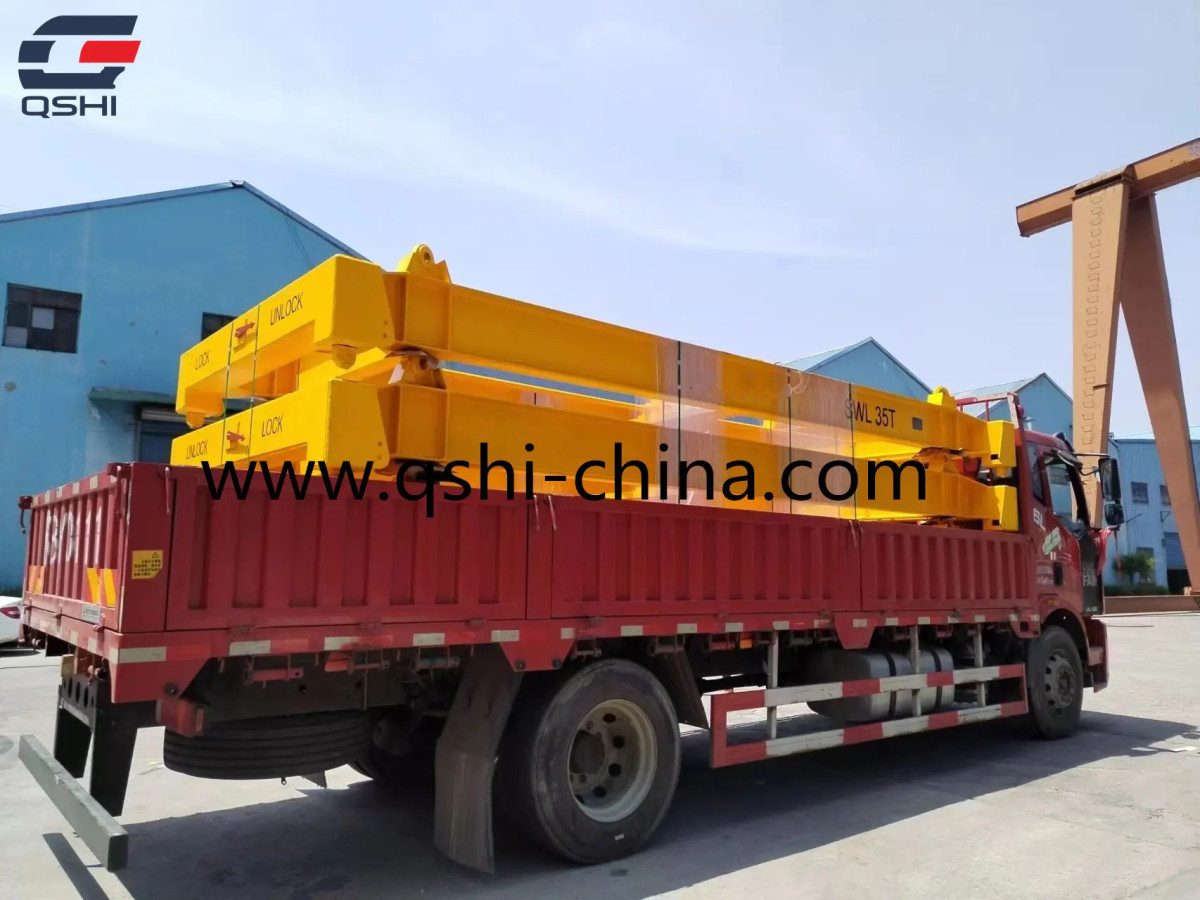 container spreader02.jpg