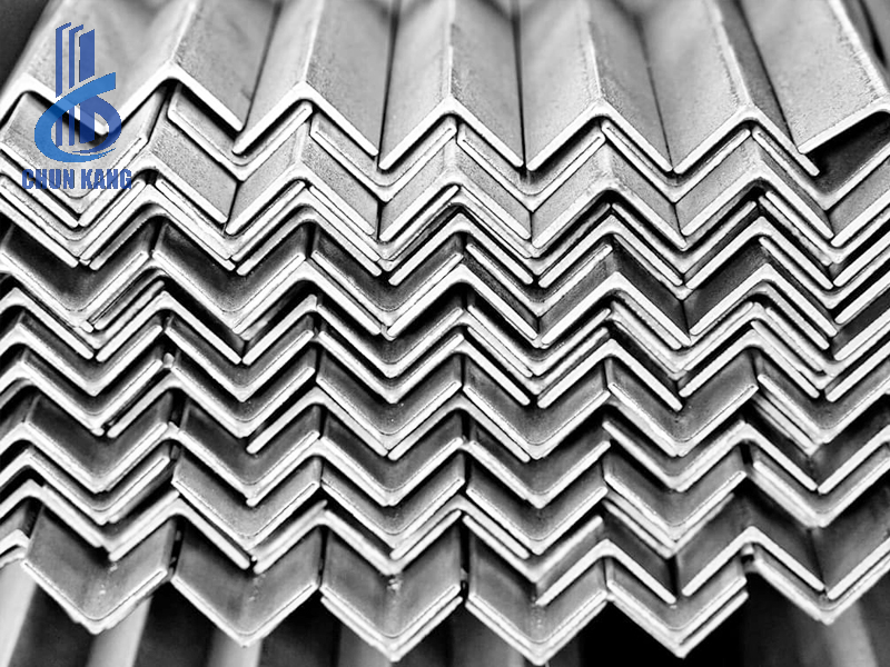 019Cr19Mo2NbTi/S44400,444 Stainless Steel Angle