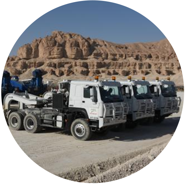 HOWO All-wheel-drive Tractor Drives into Saudi Arabia Oilfields