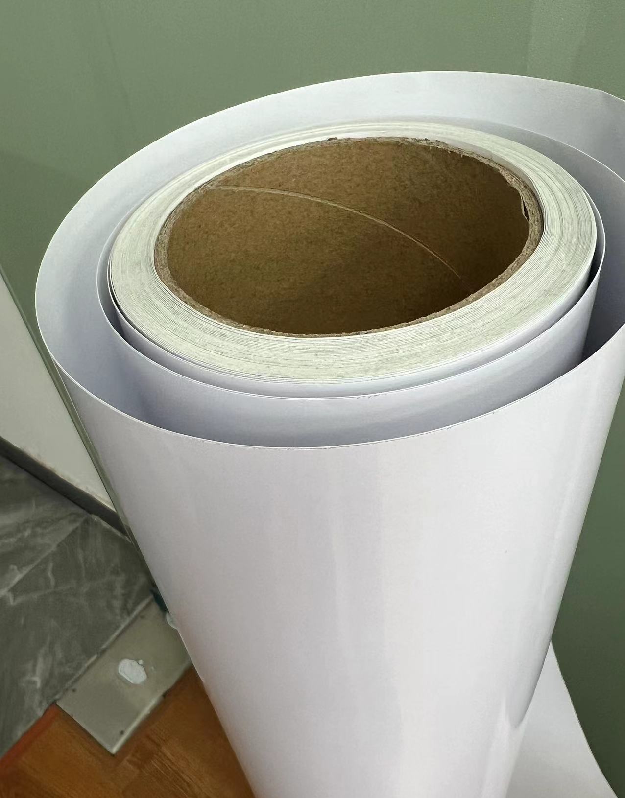 Economical self adhesive vinyl  80um/100gsm