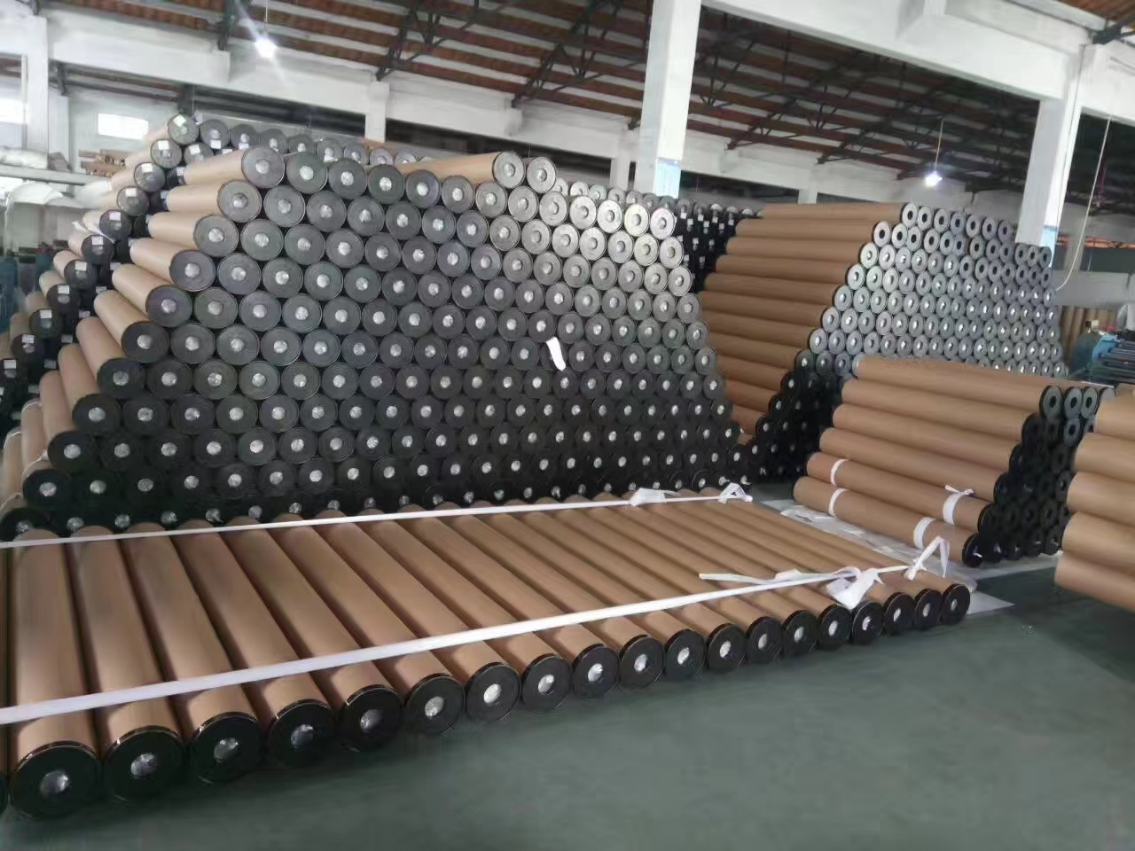 Hot laminated frontlit PVC banner black back