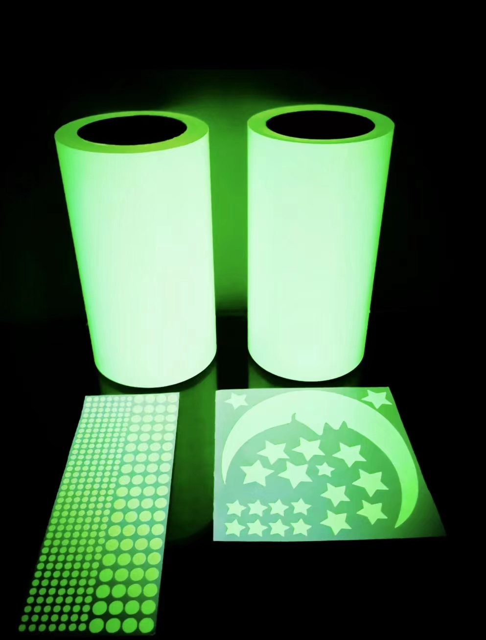 Photoluminescent film