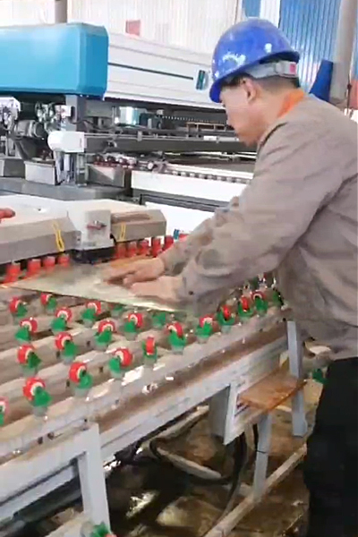 Henan Zhuohang Glass rapid glass edging and film removal machine is used at the site