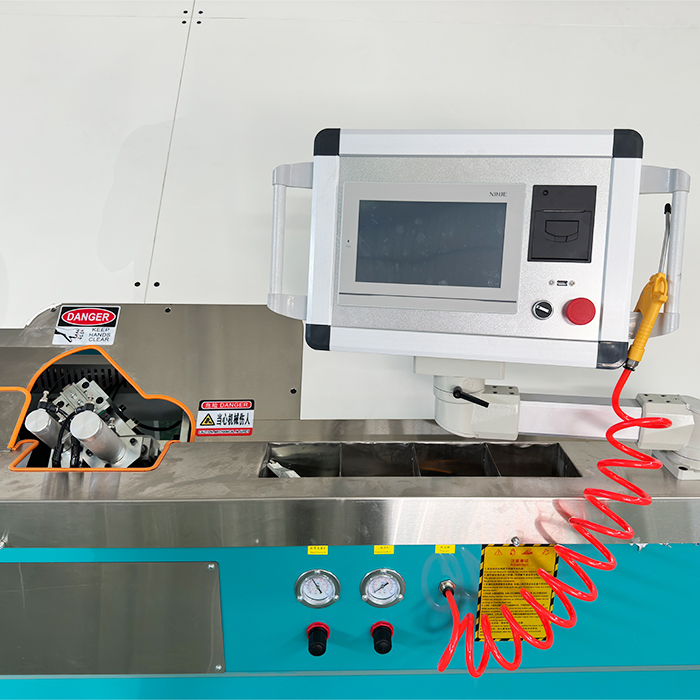 Aluminum strip bending machine