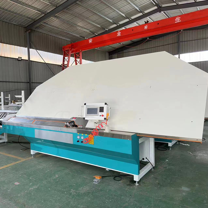 Aluminum strip bending machine