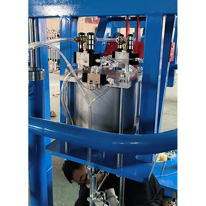 Two component glue machine