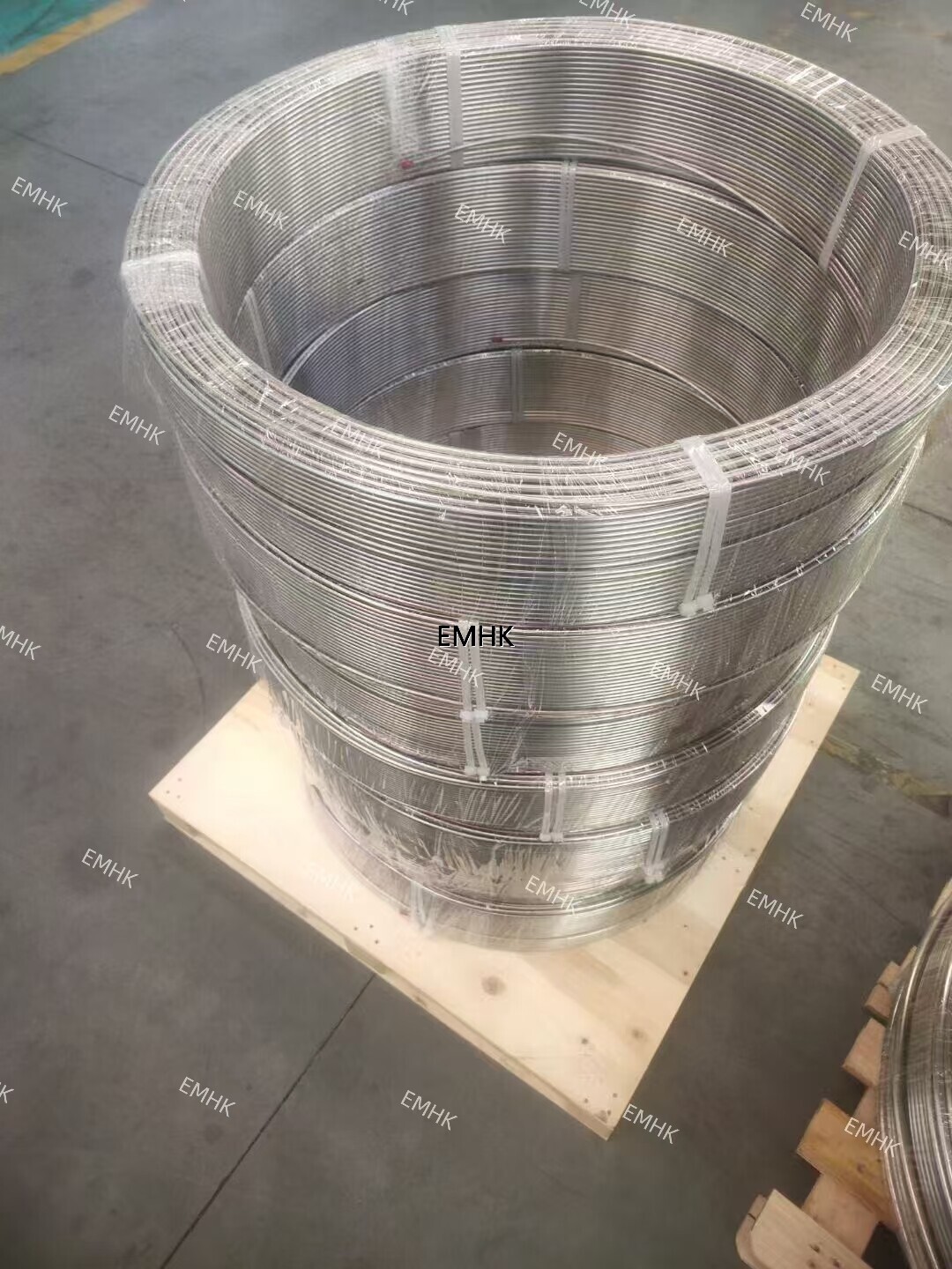 Stainless steel coiled tubing control lines