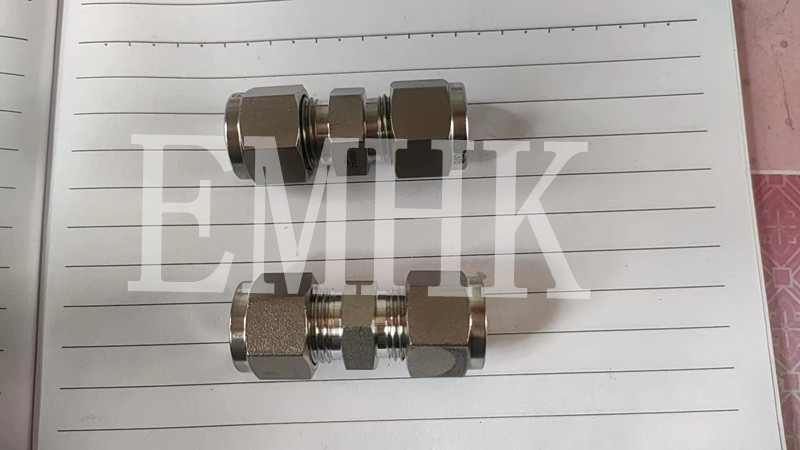 Stainless steel connectors