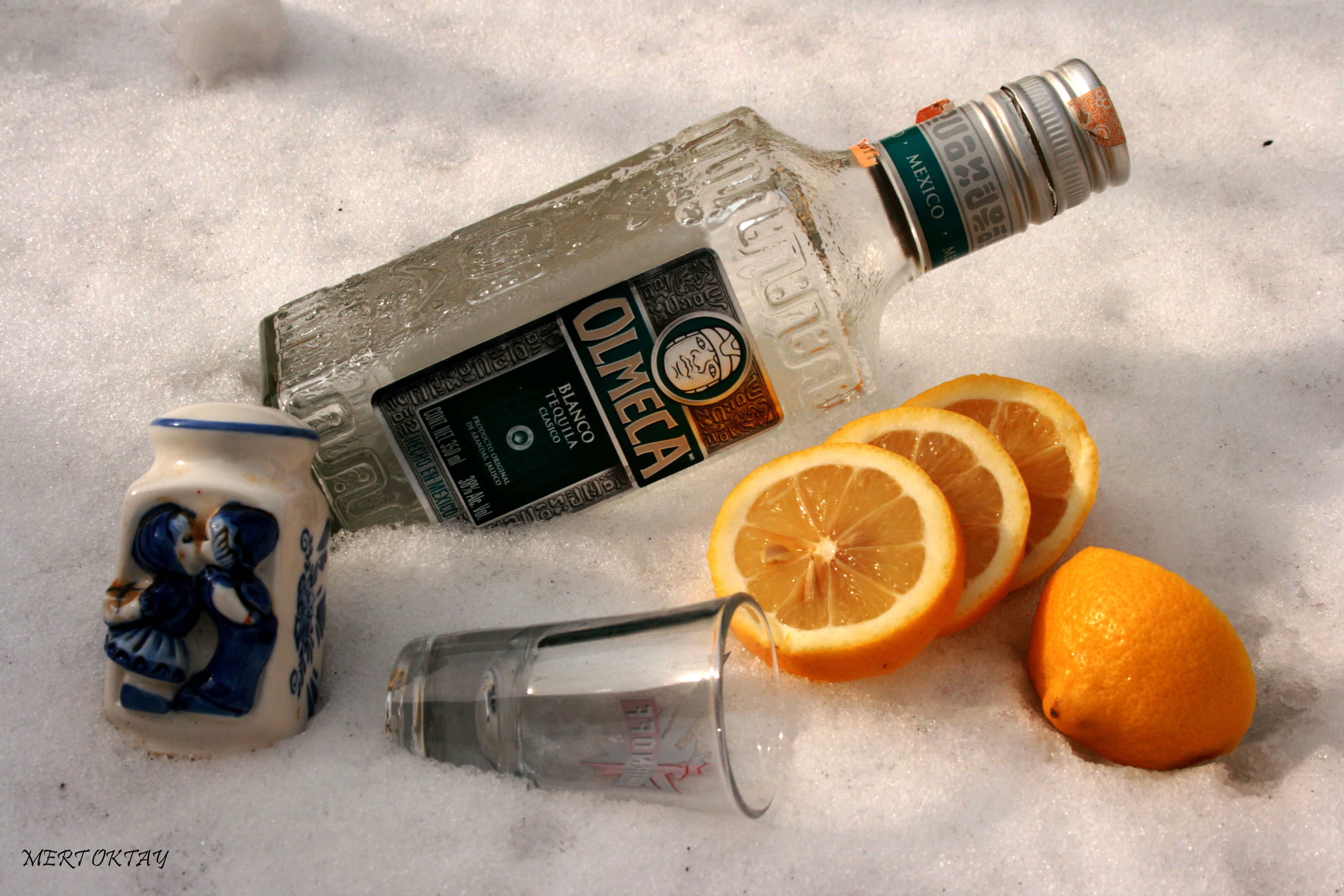 Glass Liquor Bottle Design Trends: What’s Popular in 2023?