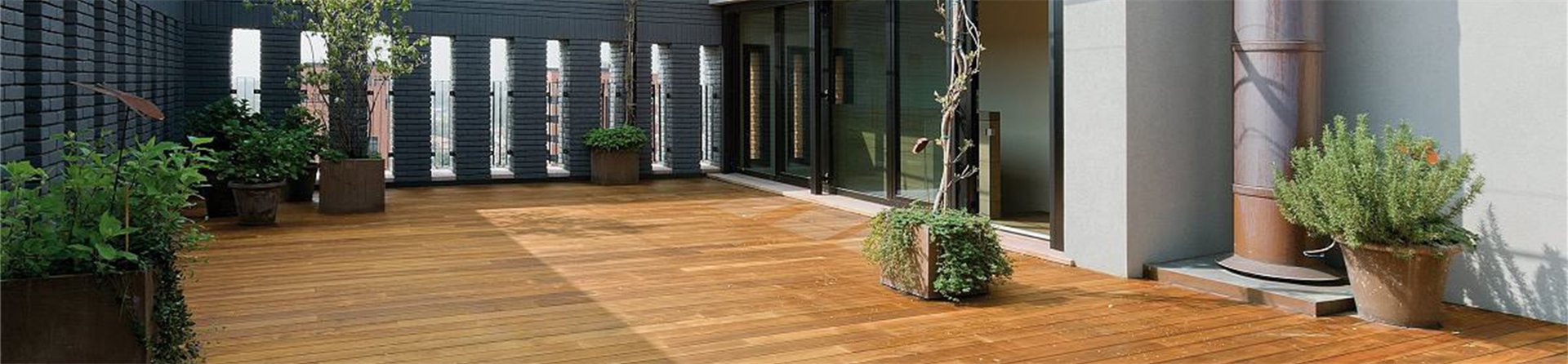 Elastic Barefeet Decking