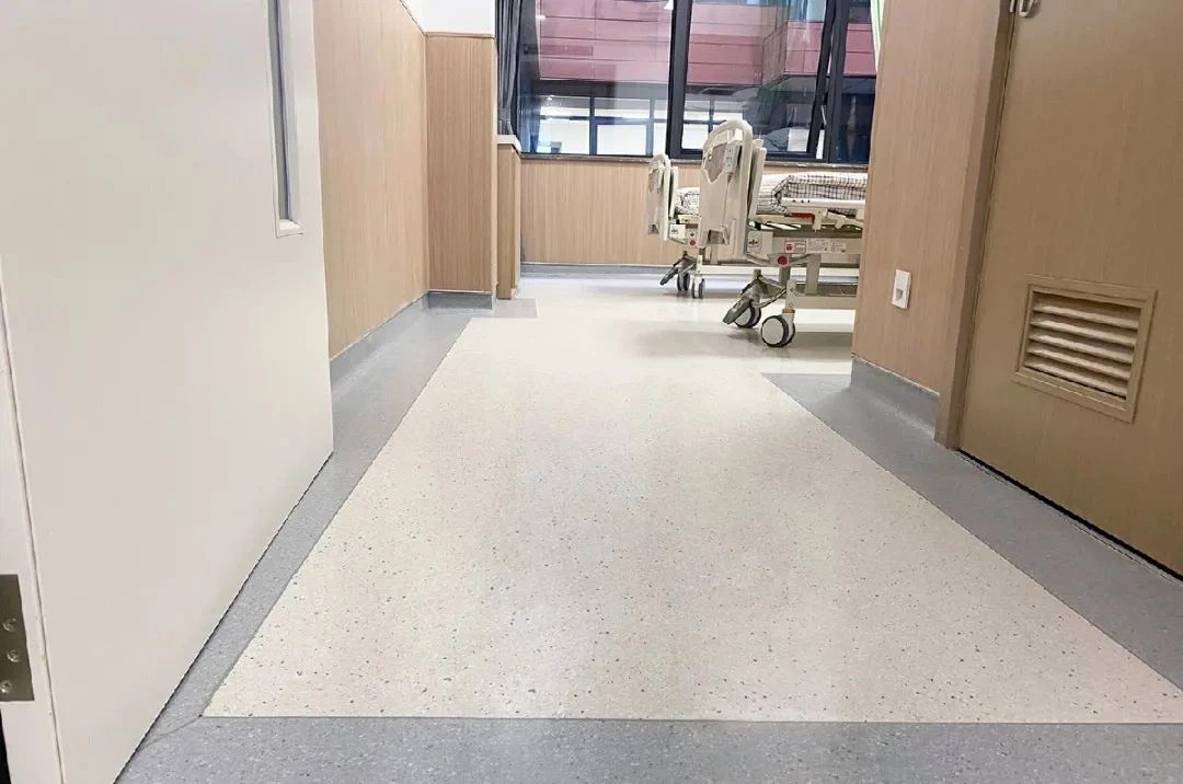 operating room flooring 1
