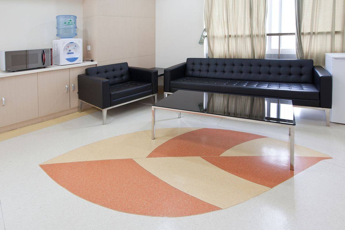 Precautions For Maintenance Of PVC Plastic Floor Glue