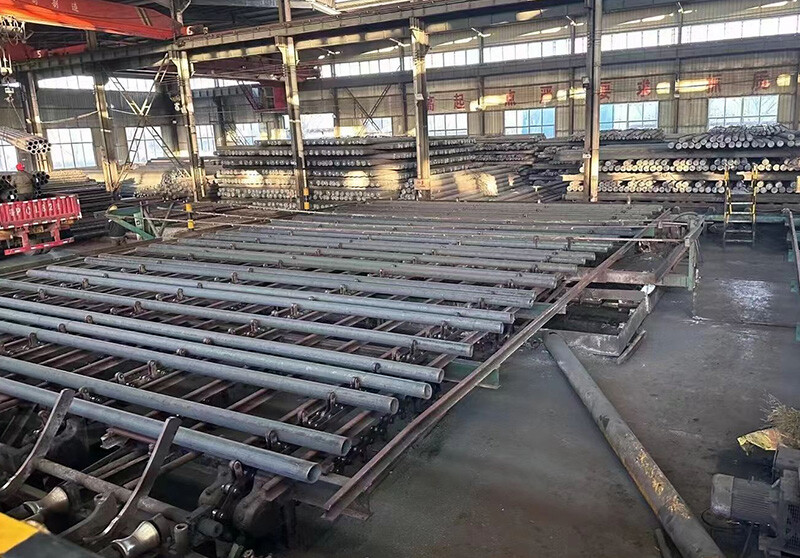 SAE 1020/1045 Seamless carbon steel pipe