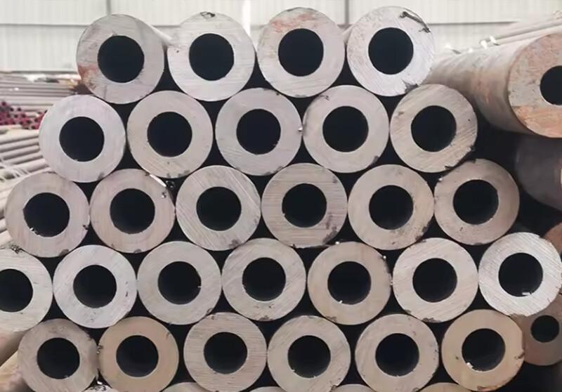 St37/St52 DIN Thick wall welded pipe