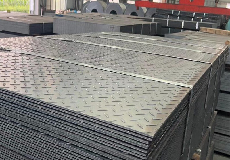 Galvanized pattern plate