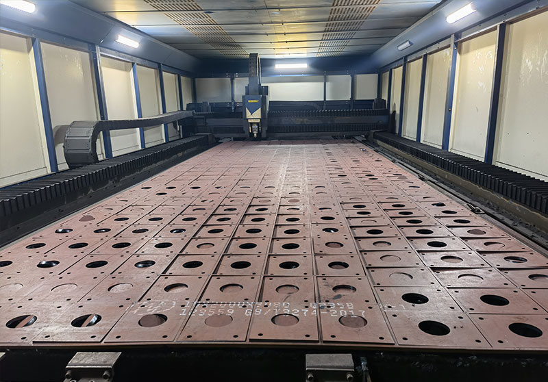 Laser cutting machine