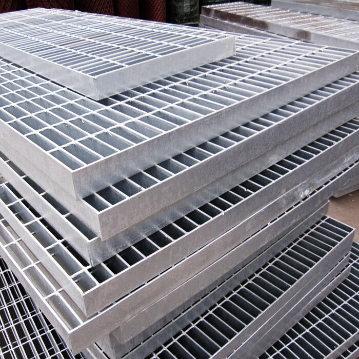 Steel grating for car wash drainage ditch cover