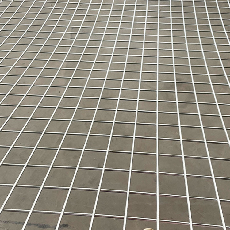 Galvanized wire mesh fence wire mesh small hole thickened breeding mesh construction site floor heating reinforcing mesh steel wire mesh