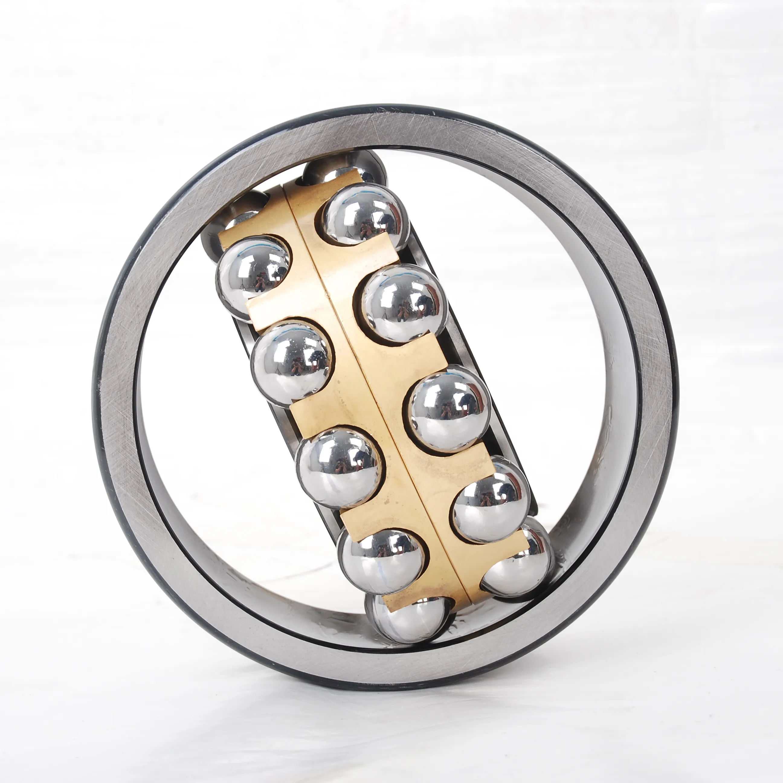 Aligning ball bearings