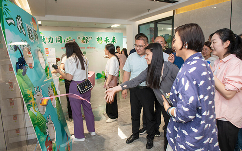 Enjoy the joy of Dragon Boat Festival