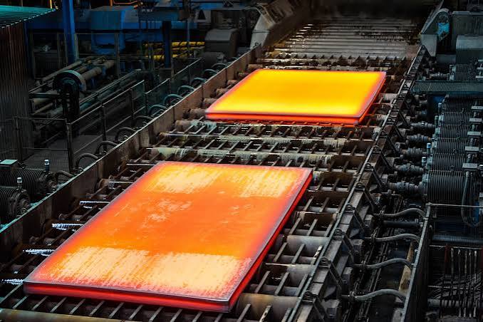 World crude steel output down 0.3 percent in July 2026