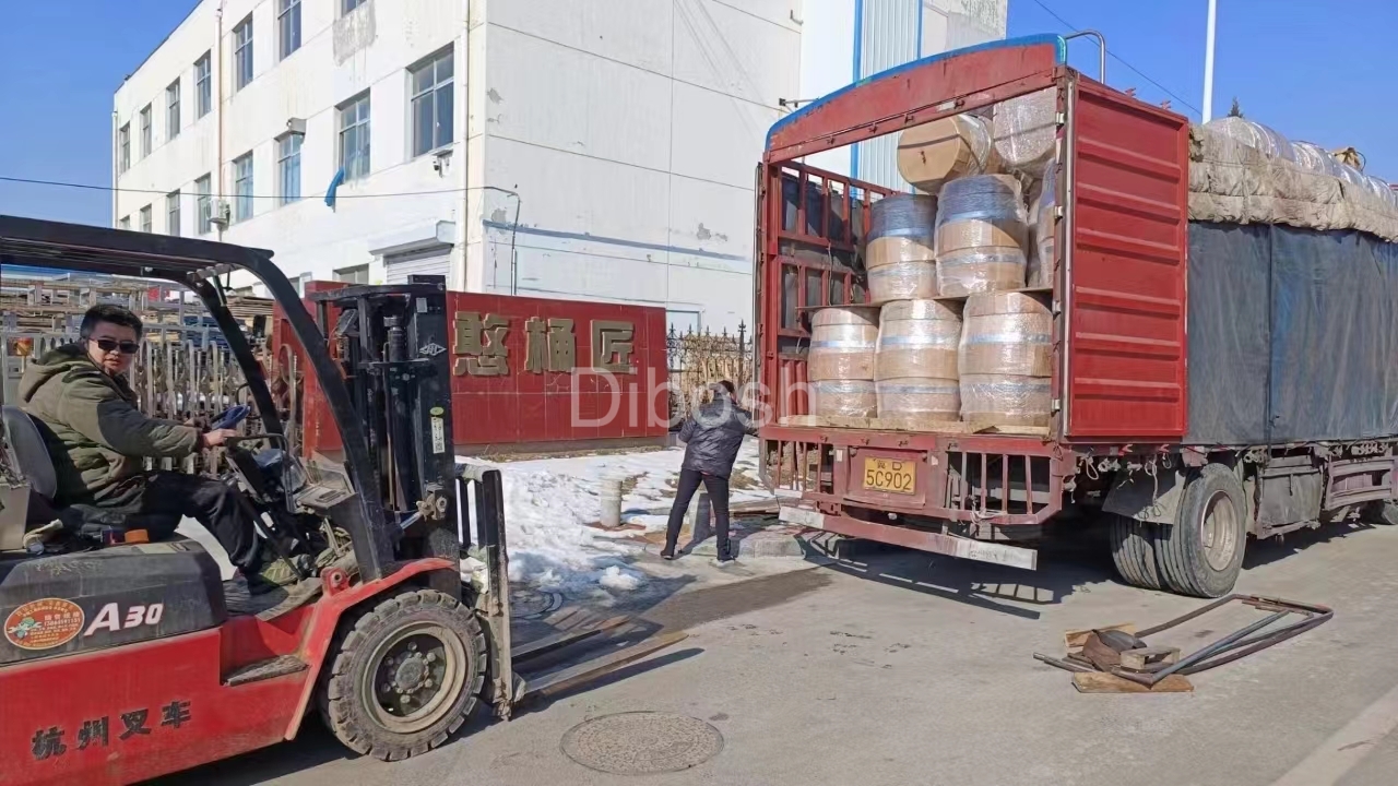 Oak barrels shipped in bulk