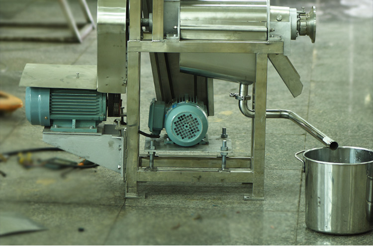 Juice Extractor (14).jpg
