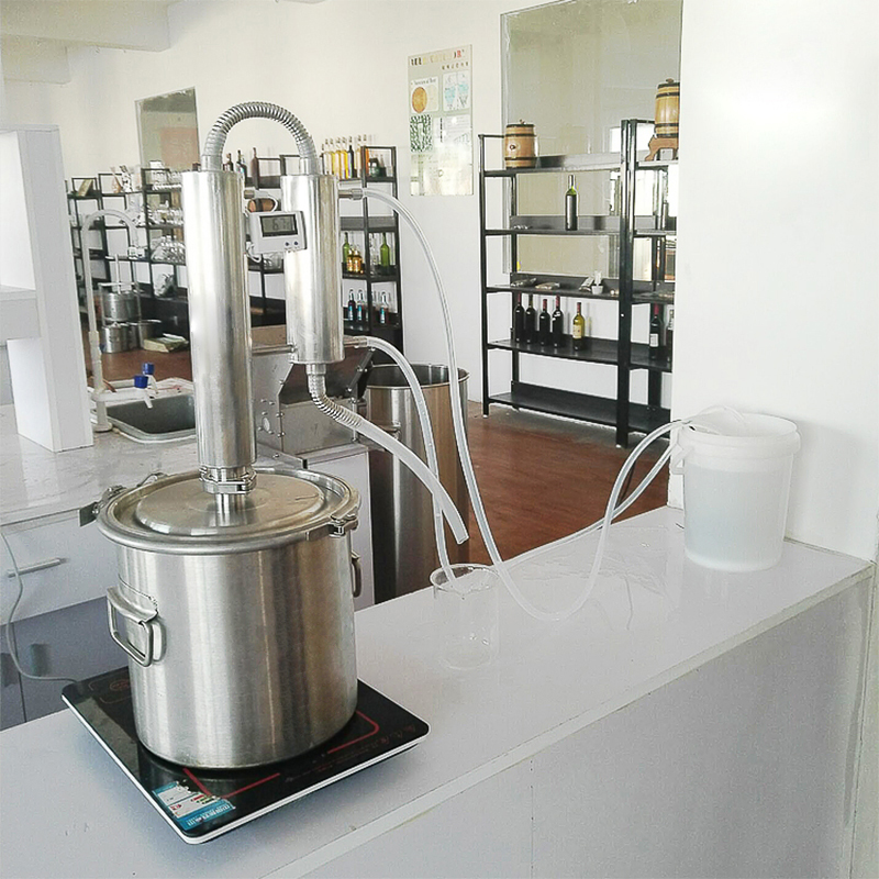 Stainless steel twin tower distiller