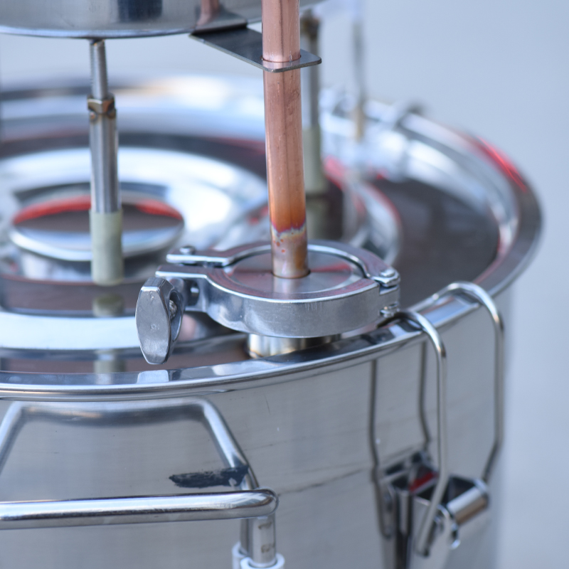 Red copper water cup distiller