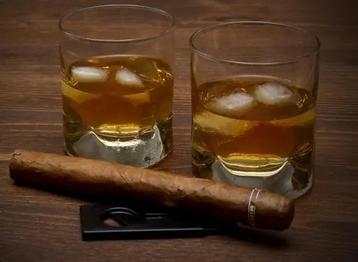 What flavor is whiskey?