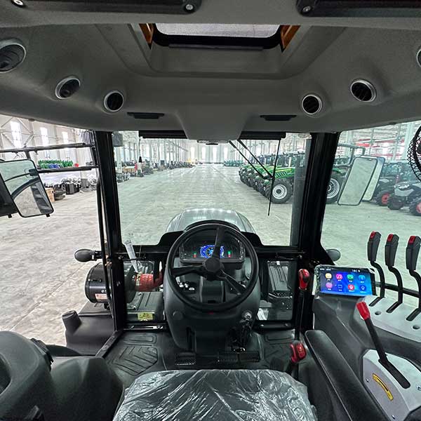 Utility Tractor :180-210HP