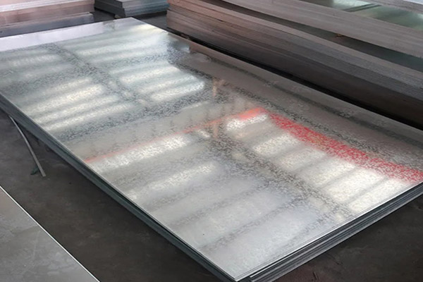 Spot aluminum plated aluminum coil 0.5mm DX53D complete specifications