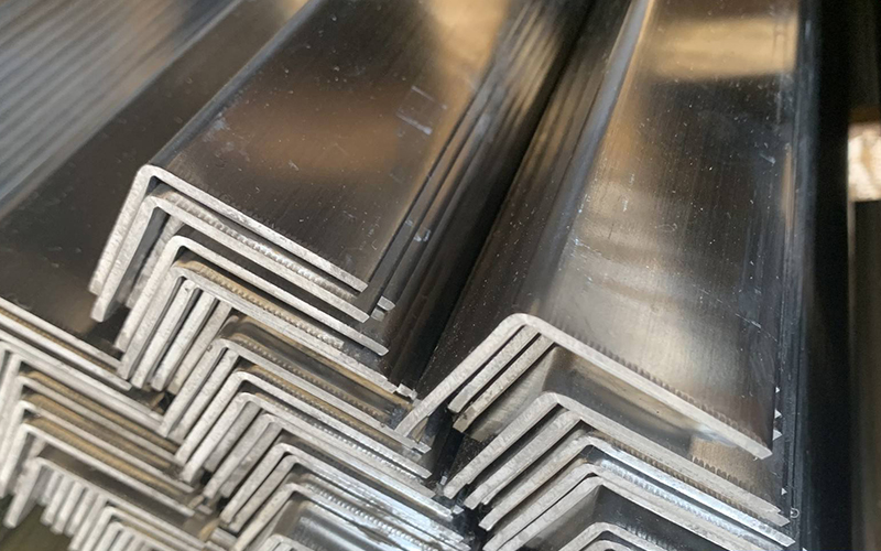 XM21 Stainless steel Angle