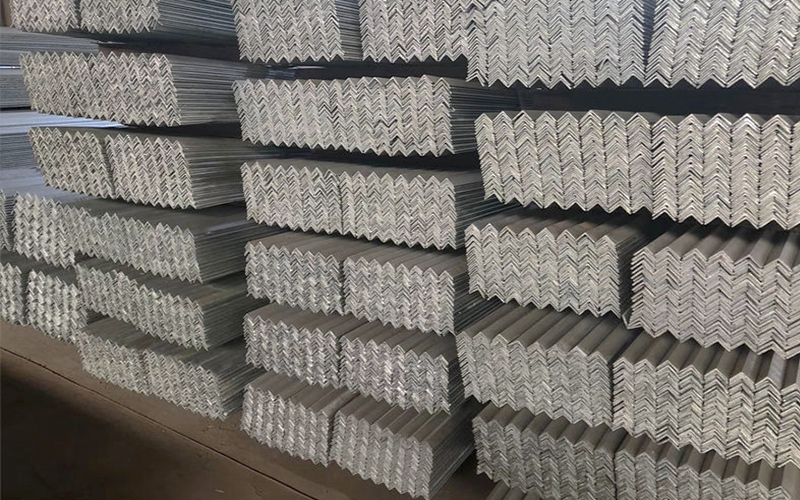 Q275 Carbon steel Angle