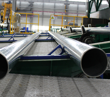 Shandong Jiangwei Metal Manufacturing Co., Ltd. leads the hot-dip galvanized steel pipe industry, and its products are widely used in various fields.
