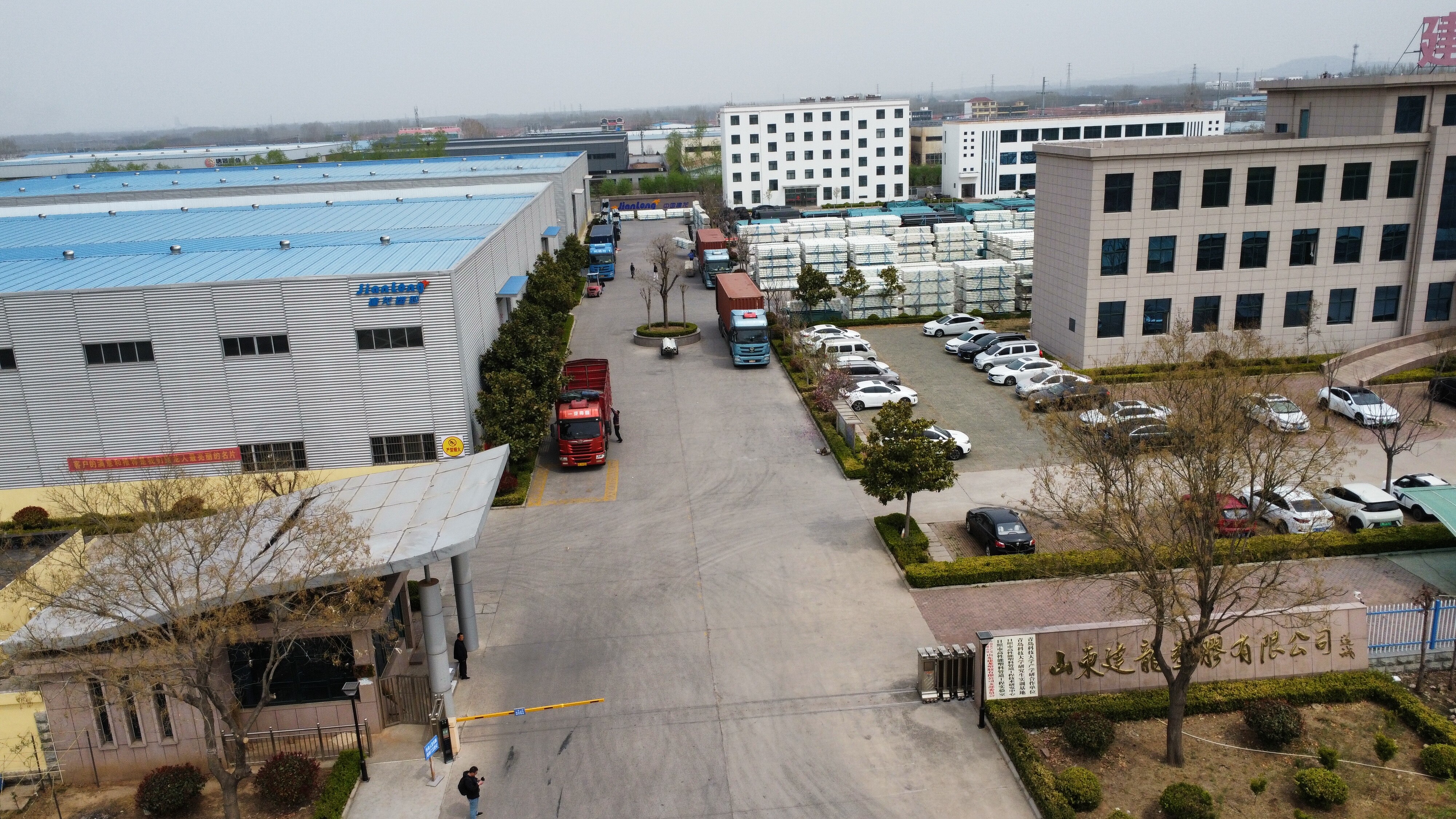 One of the domestic large plastic pipe production and operation enterprises