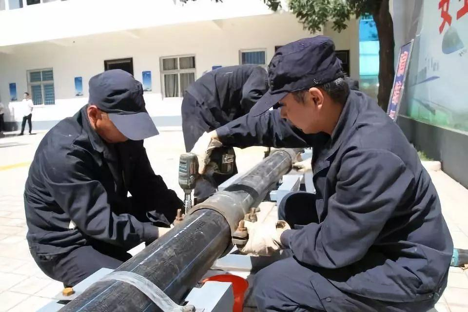 PE pipe hot melt technology: efficient and reliable pipe connection solution