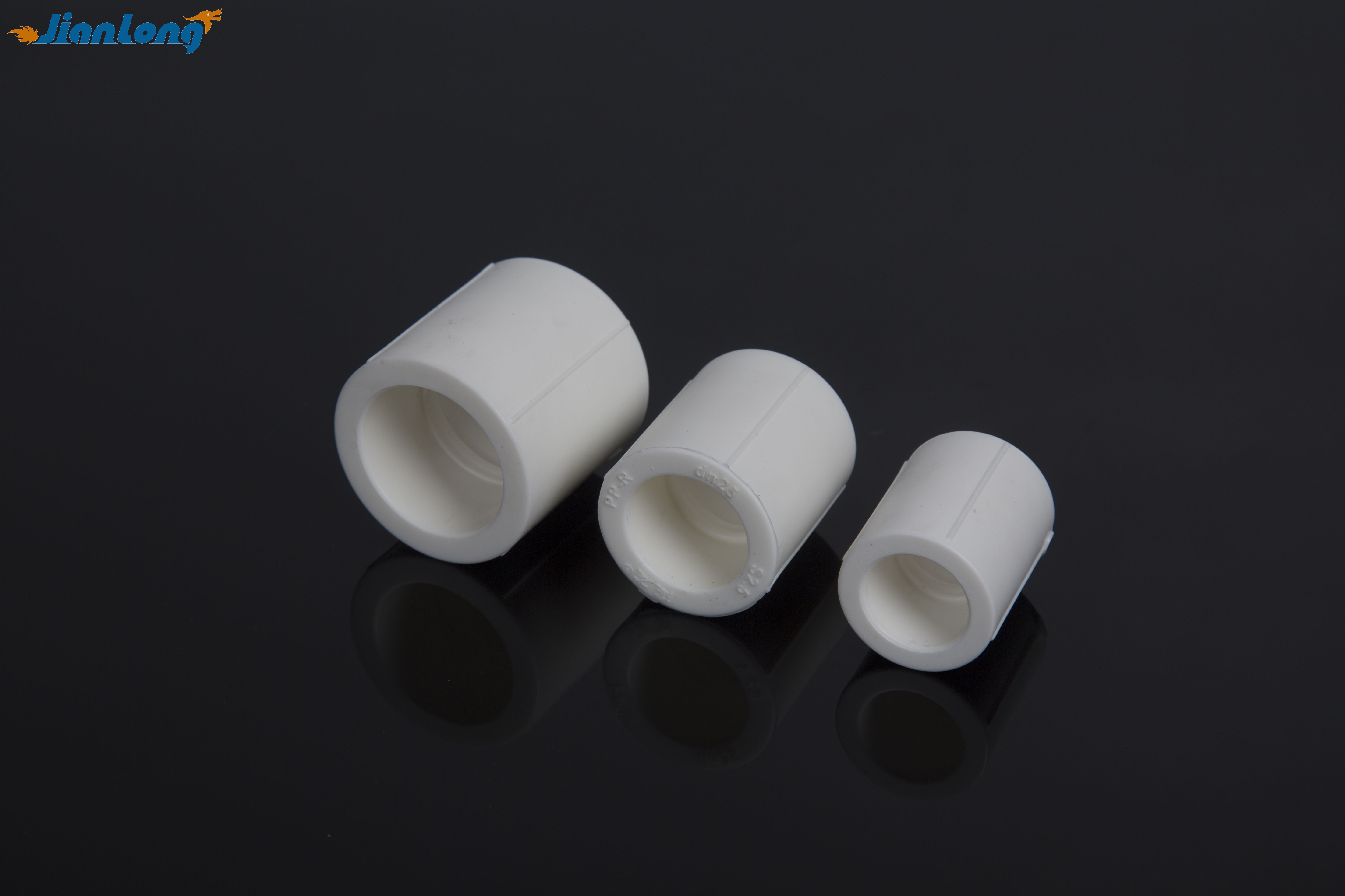 Pipe sleeve