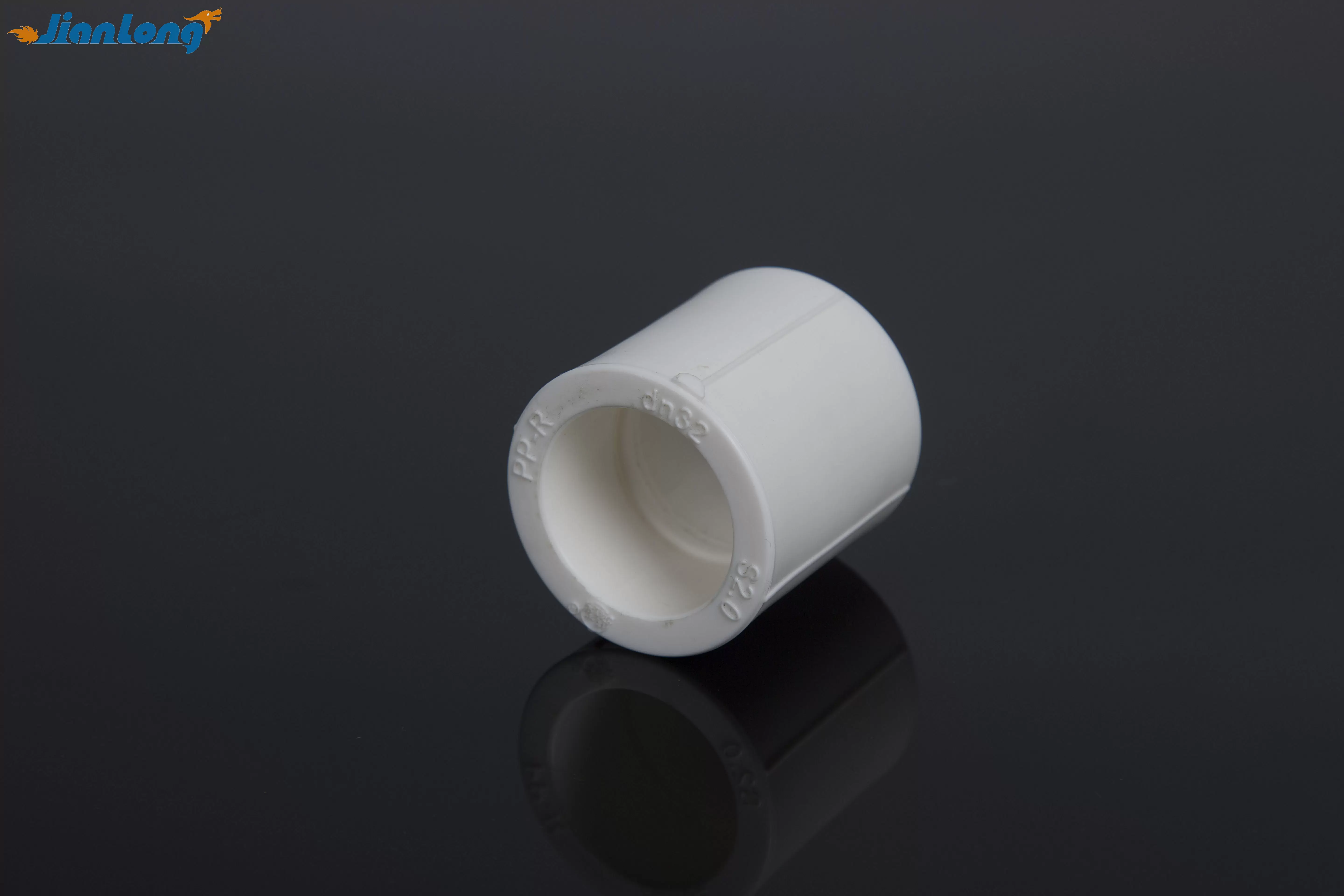 Pipe sleeve