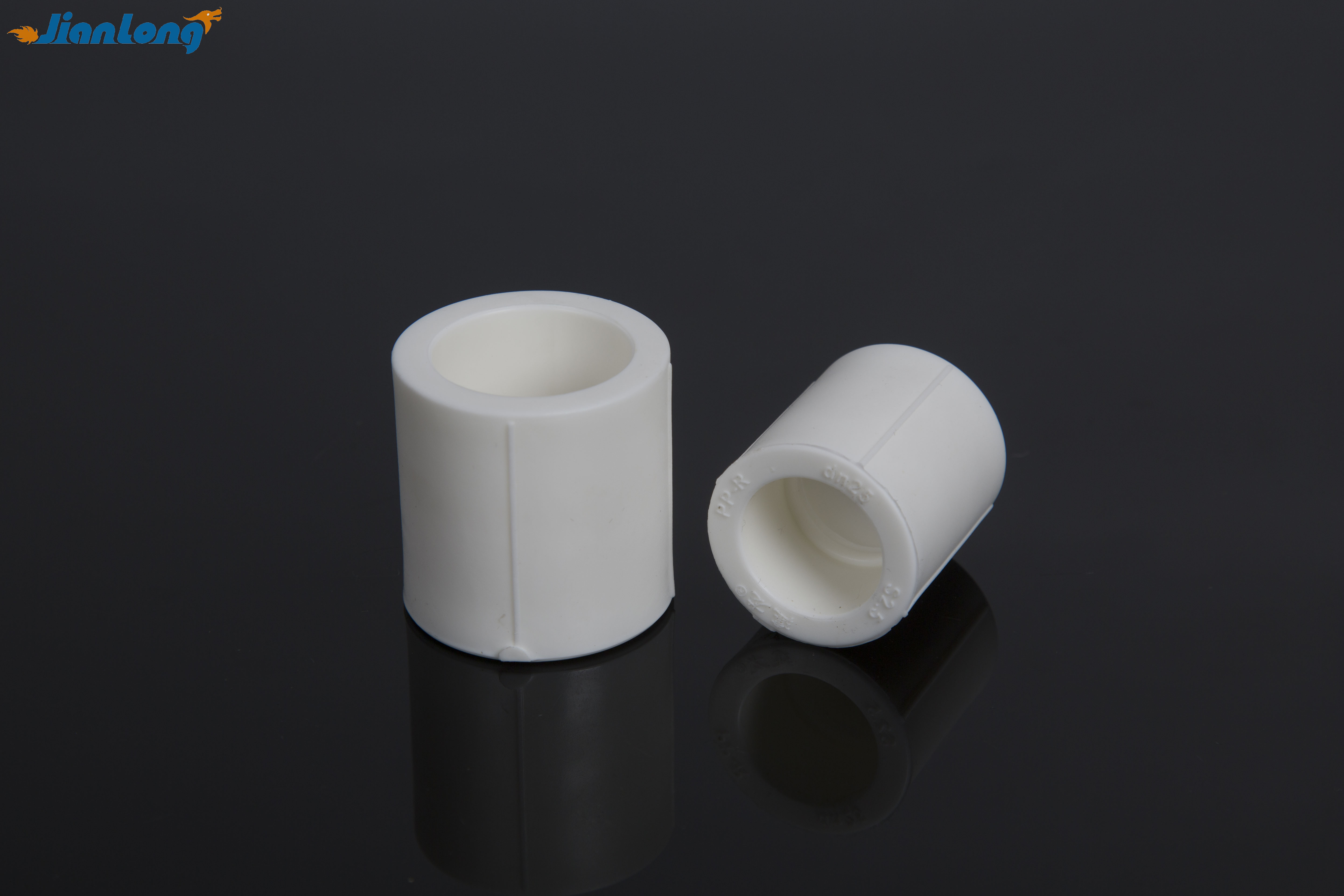 Pipe sleeve