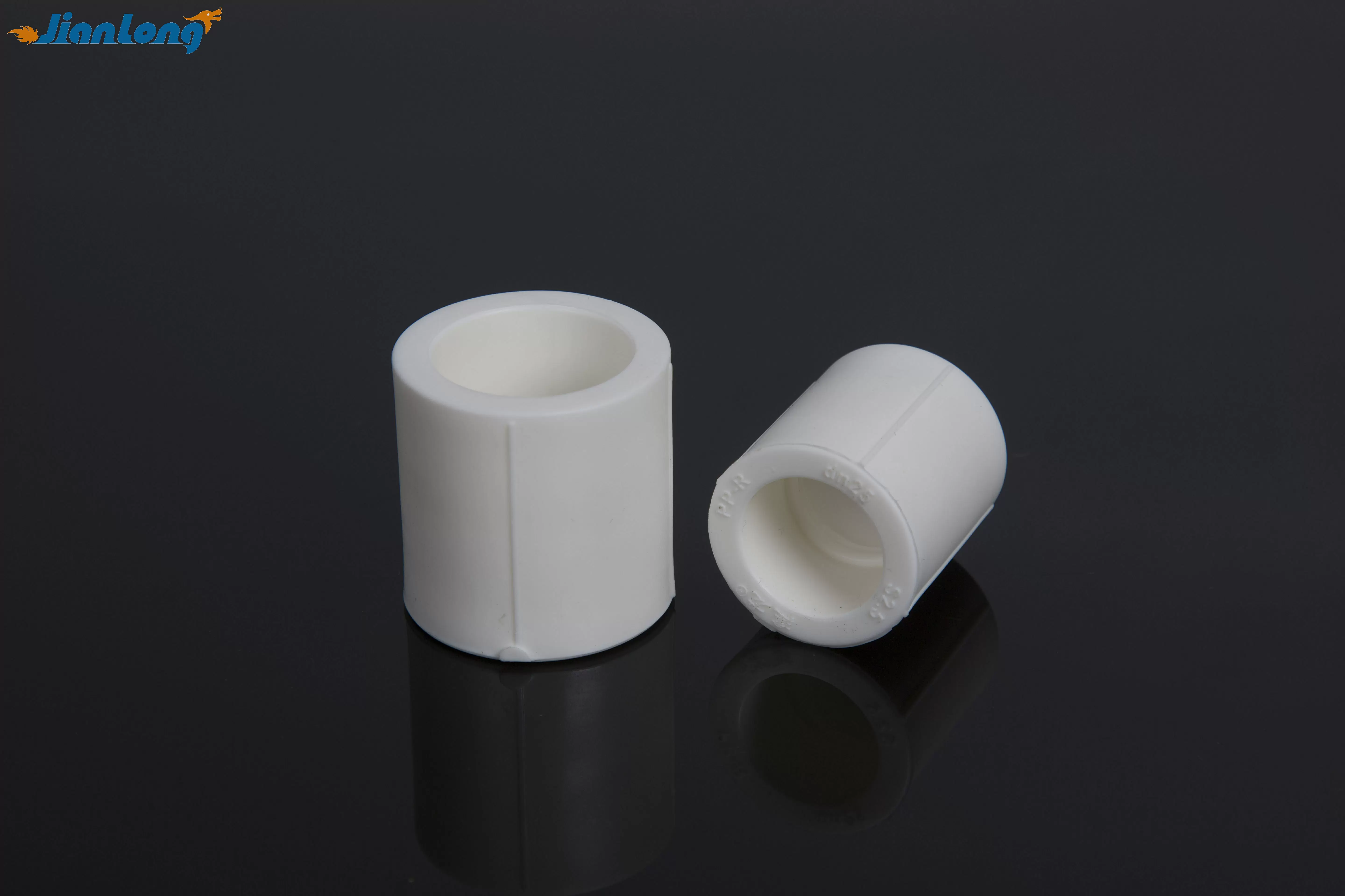 Pipe sleeve