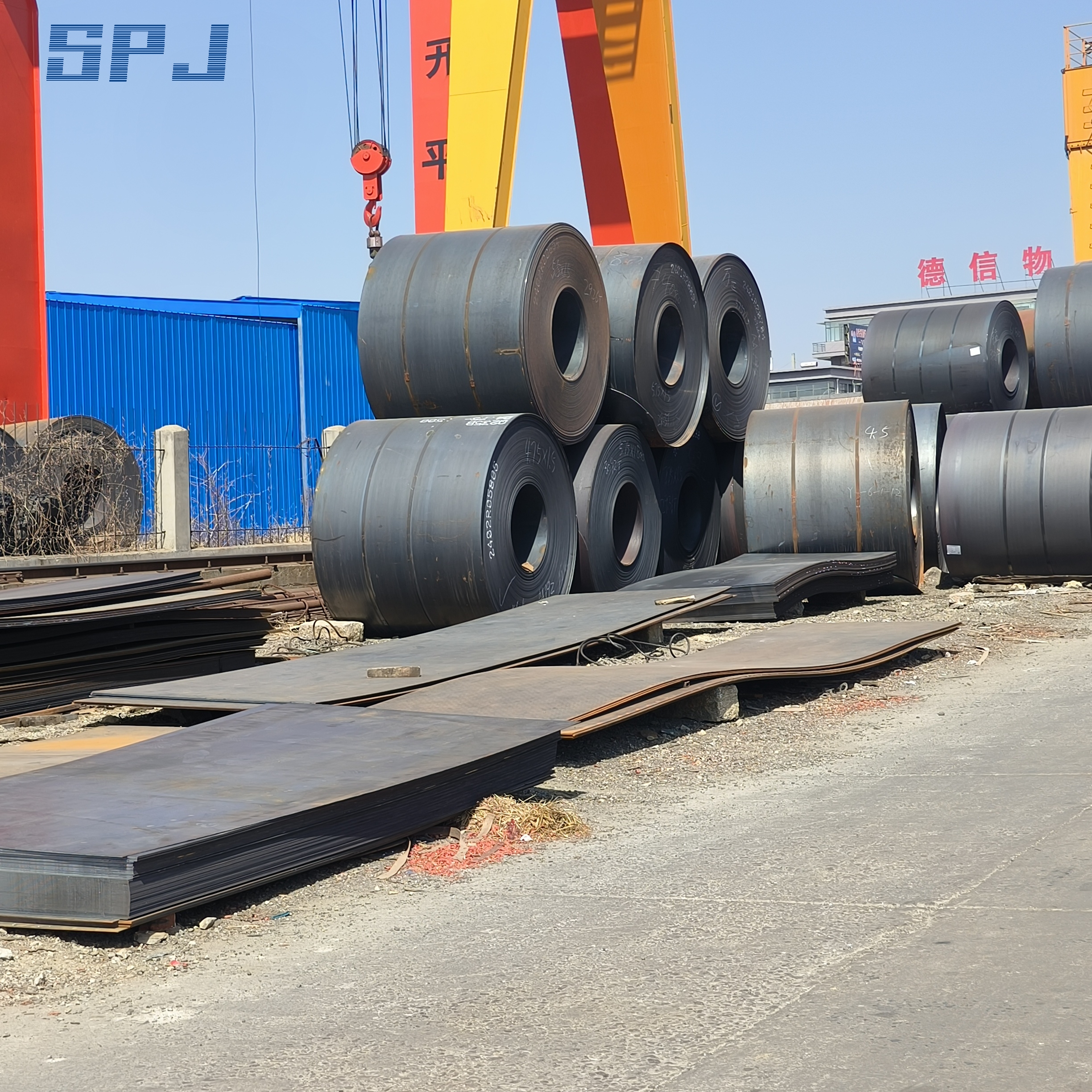 ASTM Q195 Q235 A36 Ss400 S235 HRC Carbon Steel Hot Rolled Steel Coils