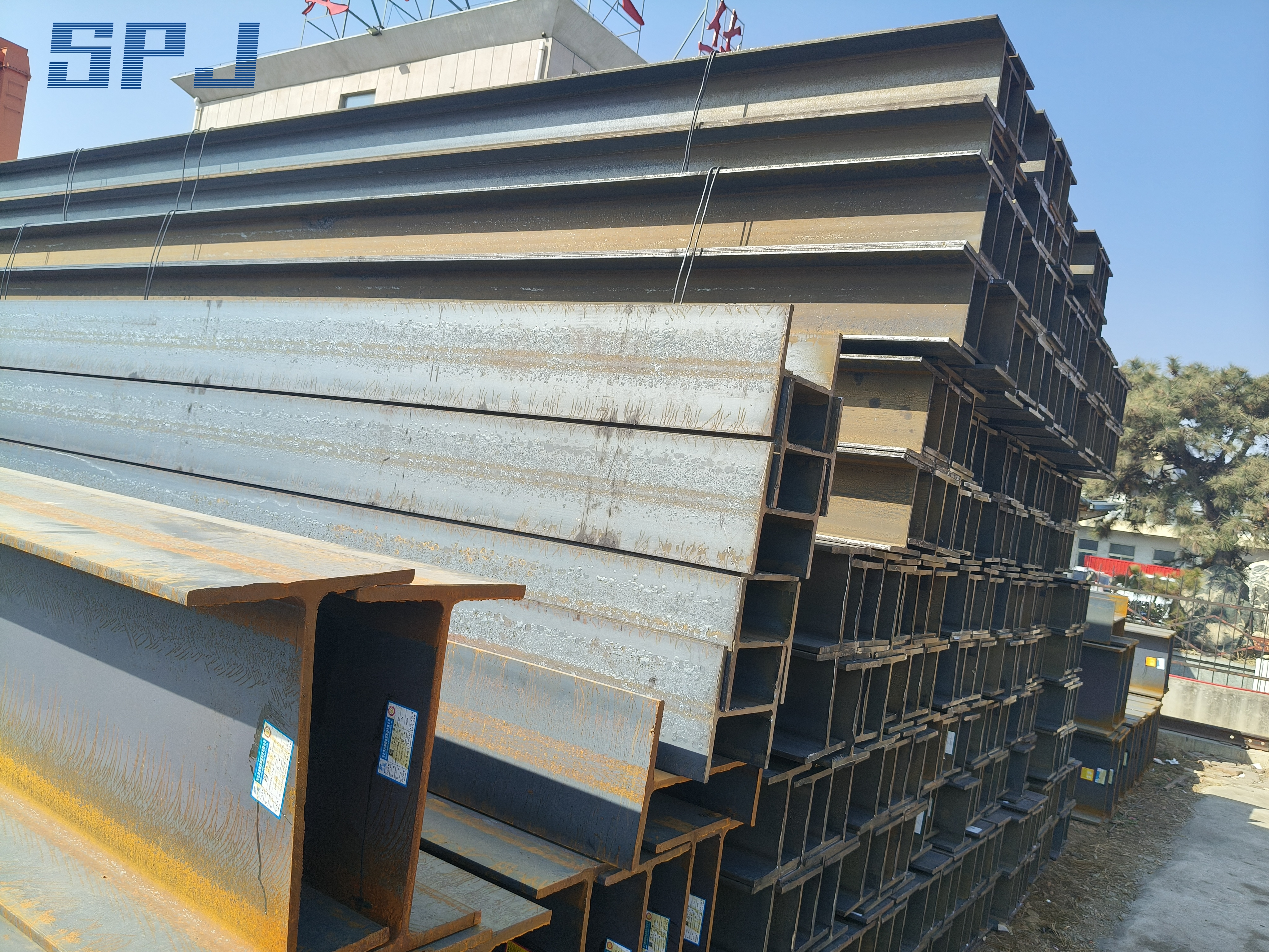 H Beam Good Price in Stock Bridge Construction H/I Beam Steel Structura Welded Stainless/Galvanized/Hot Rolled Carbon Steel I/H Beam
