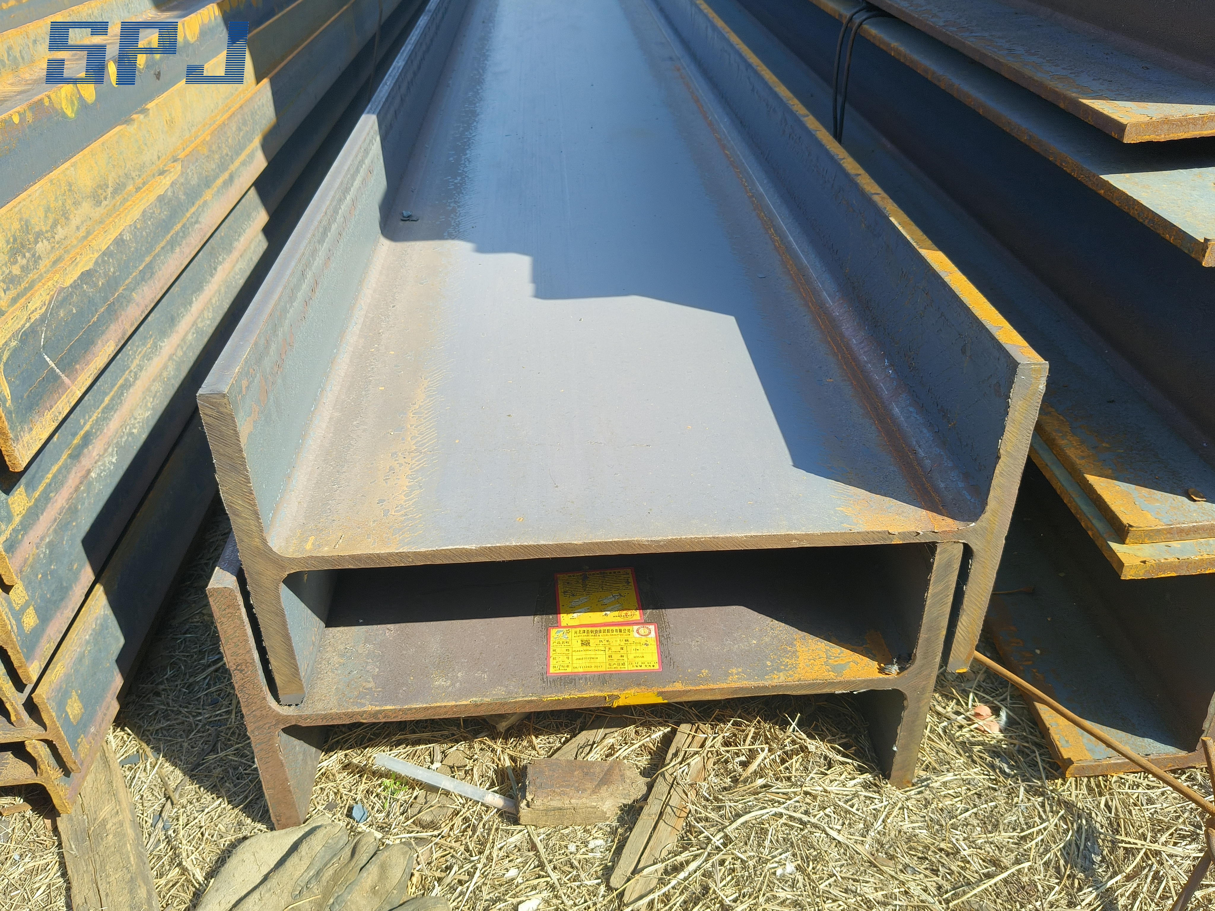 H Beam Good Price in Stock Bridge Construction H/I Beam Steel Structura Welded Stainless/Galvanized/Hot Rolled Carbon Steel I/H Beam